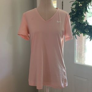 ❤️Nike Dri Fit Short Sleeve Pink Size M